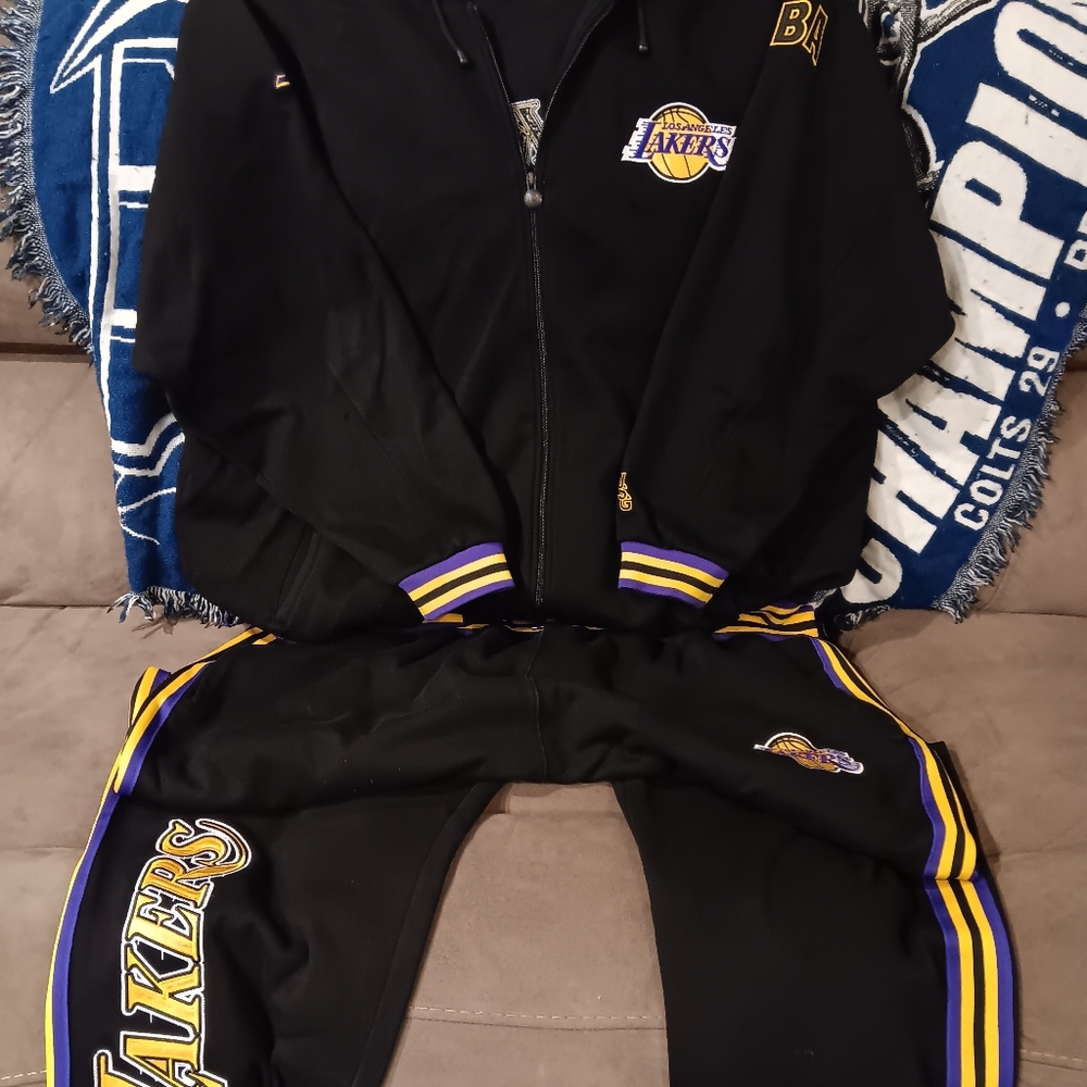 Vintage 6xl nba Los Angeles Lakers Sweatsuit Outfit